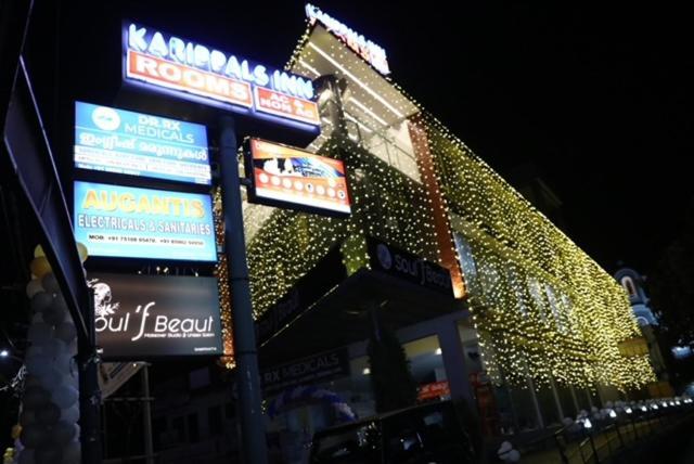 Karippals Inn Kottayam Buitenkant foto